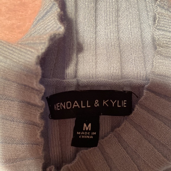 Blue PacSun turtle neck, size M, soft buttery texture, stretchy - Picture 2 of 3